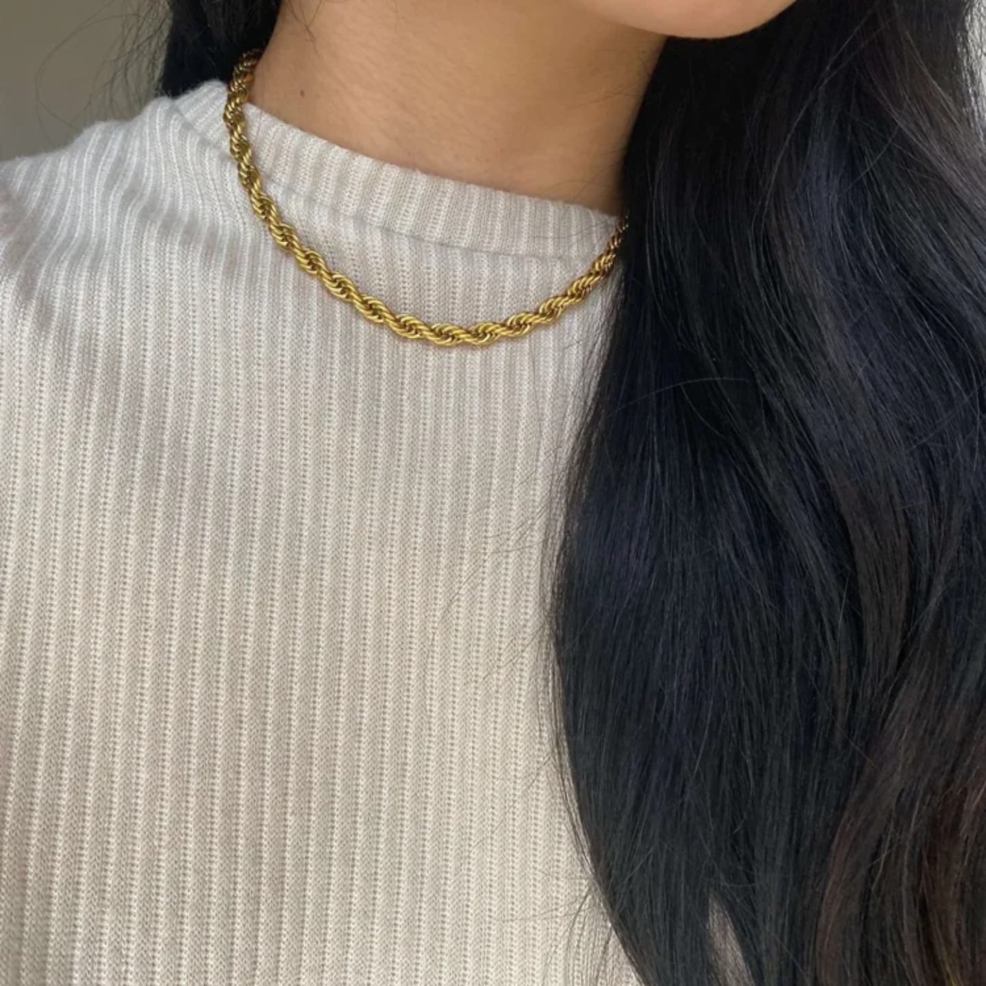 Artificial jewelleryAKaccessories