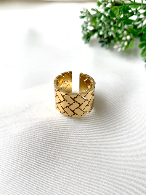 Golden Weave Ring